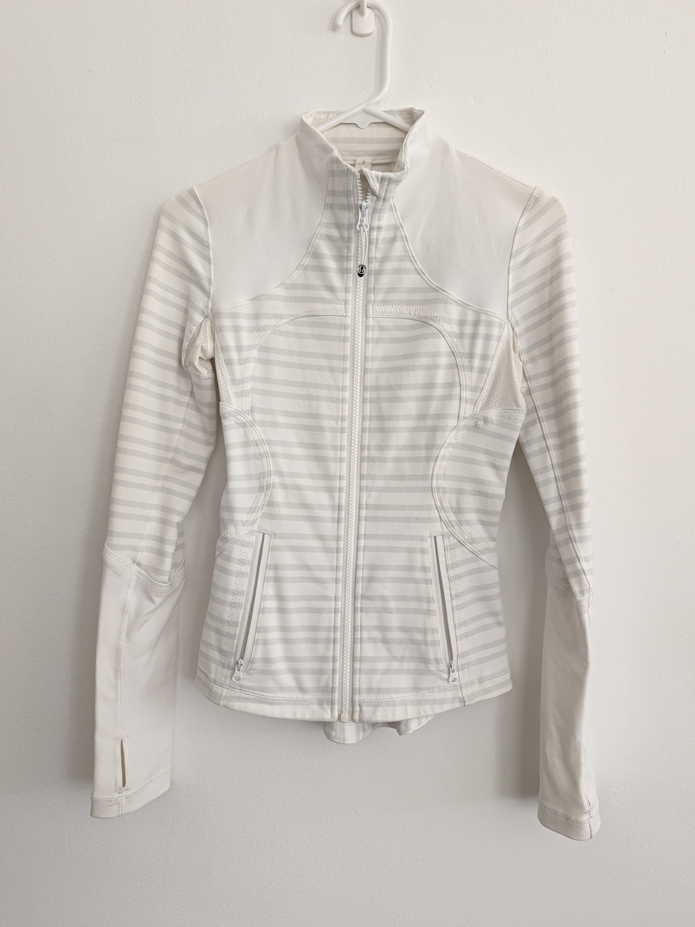 Lululemon Forme Jacket - Picture 8 of 12